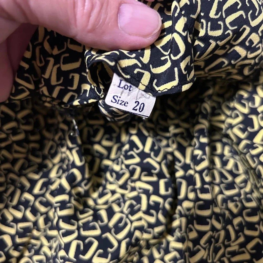 Vintage‎ Black and Yellow Skirt Set Size 20
